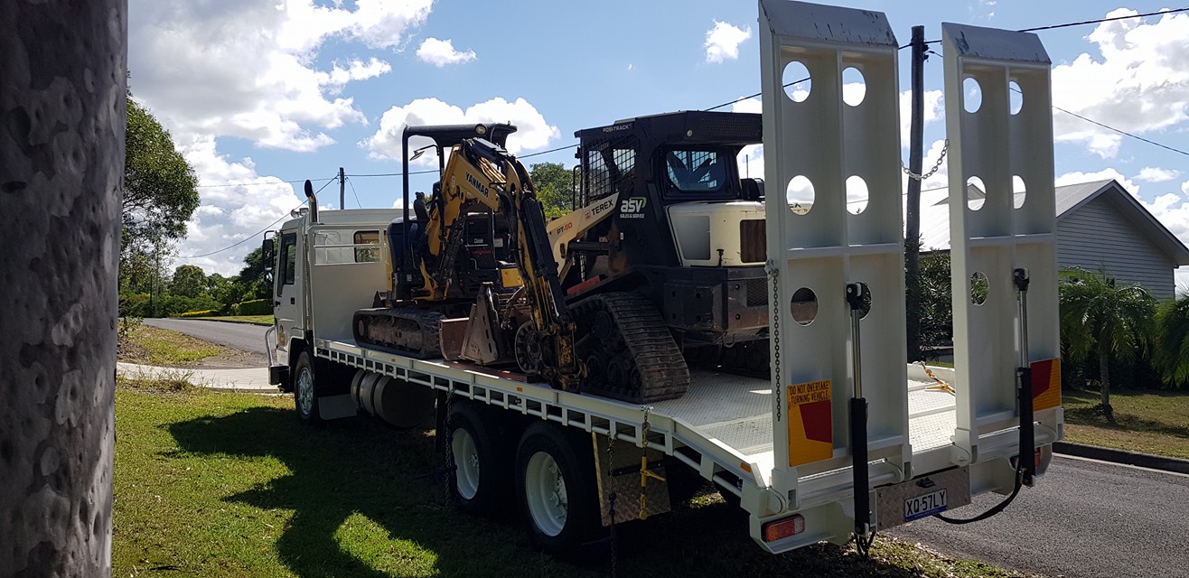 Gympie Regional Earthmoving - Logo