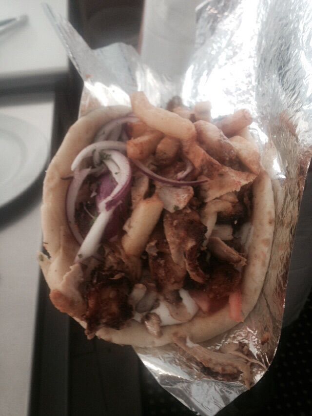 Gyros Place Inc - Logo