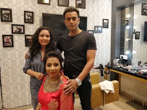 Hair Master Luxury Salon - Cover photo