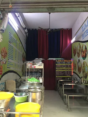 Halal Chicken Biryani - Logo