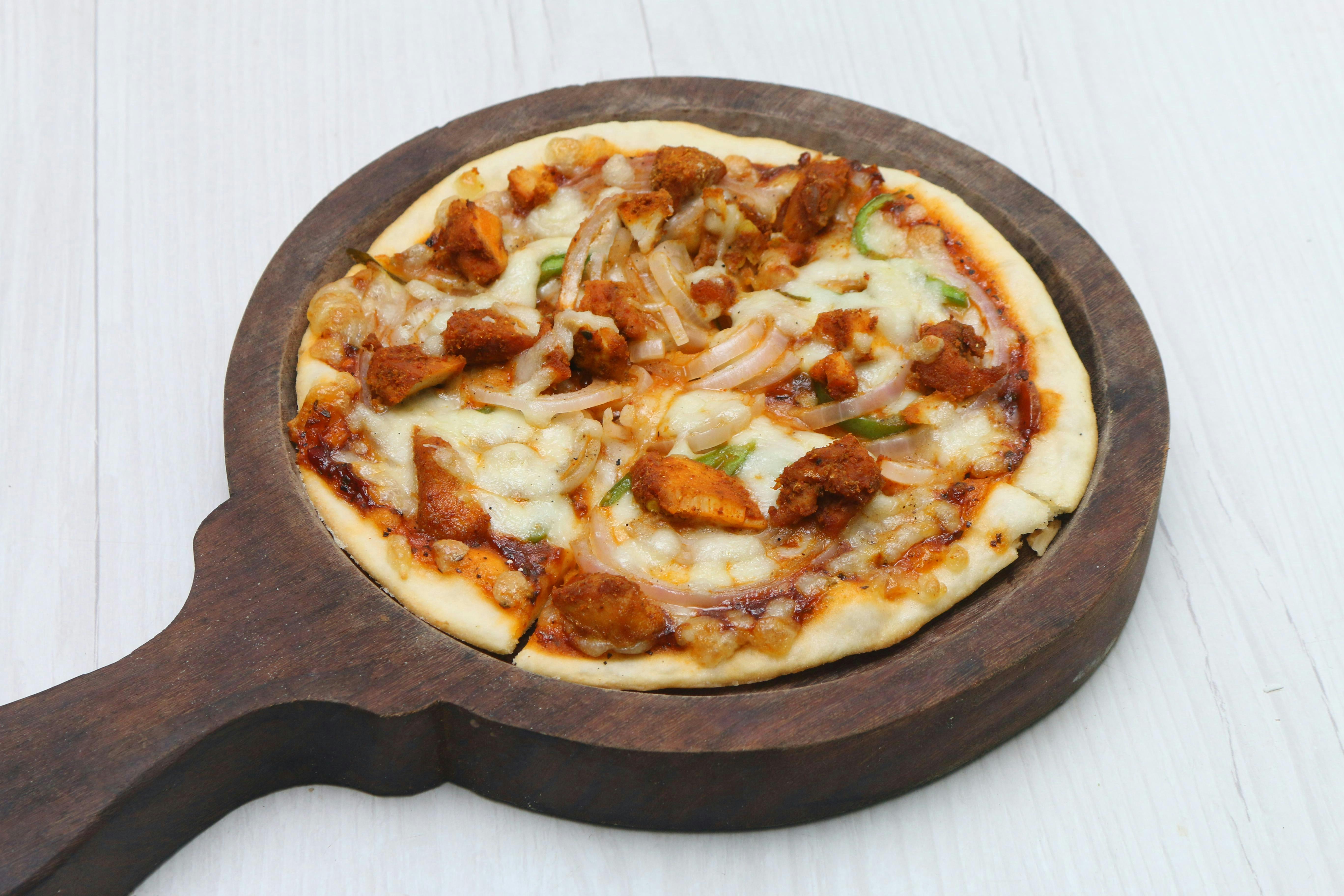 Hamzha Chicken Pizza & Frenki - Logo