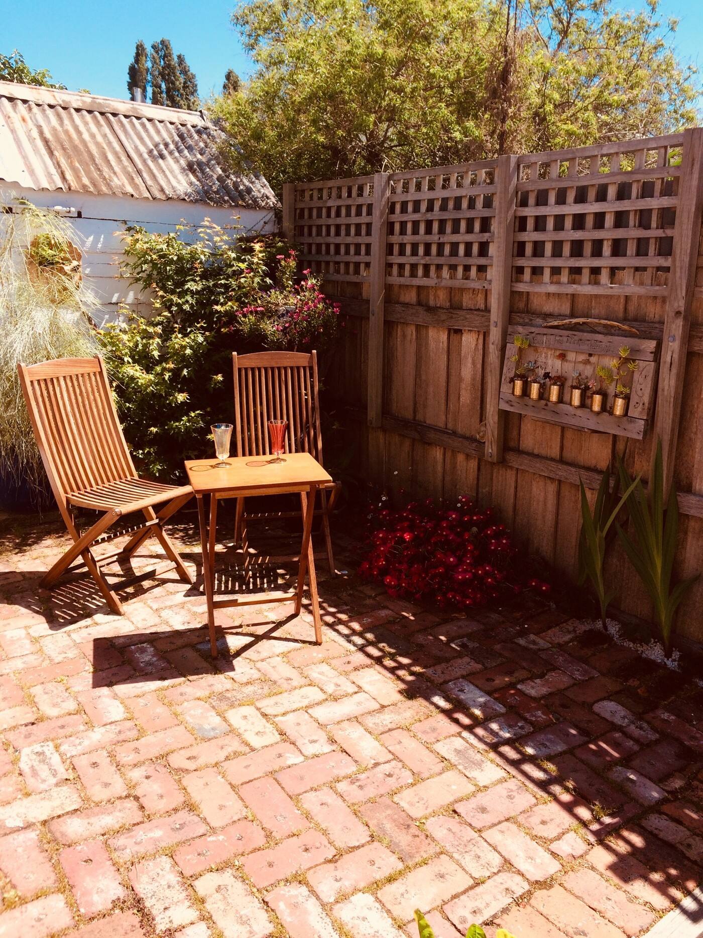 Handsmooth Cottage - Cover photo