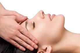 Hands that Heal Wellness Centre - Logo