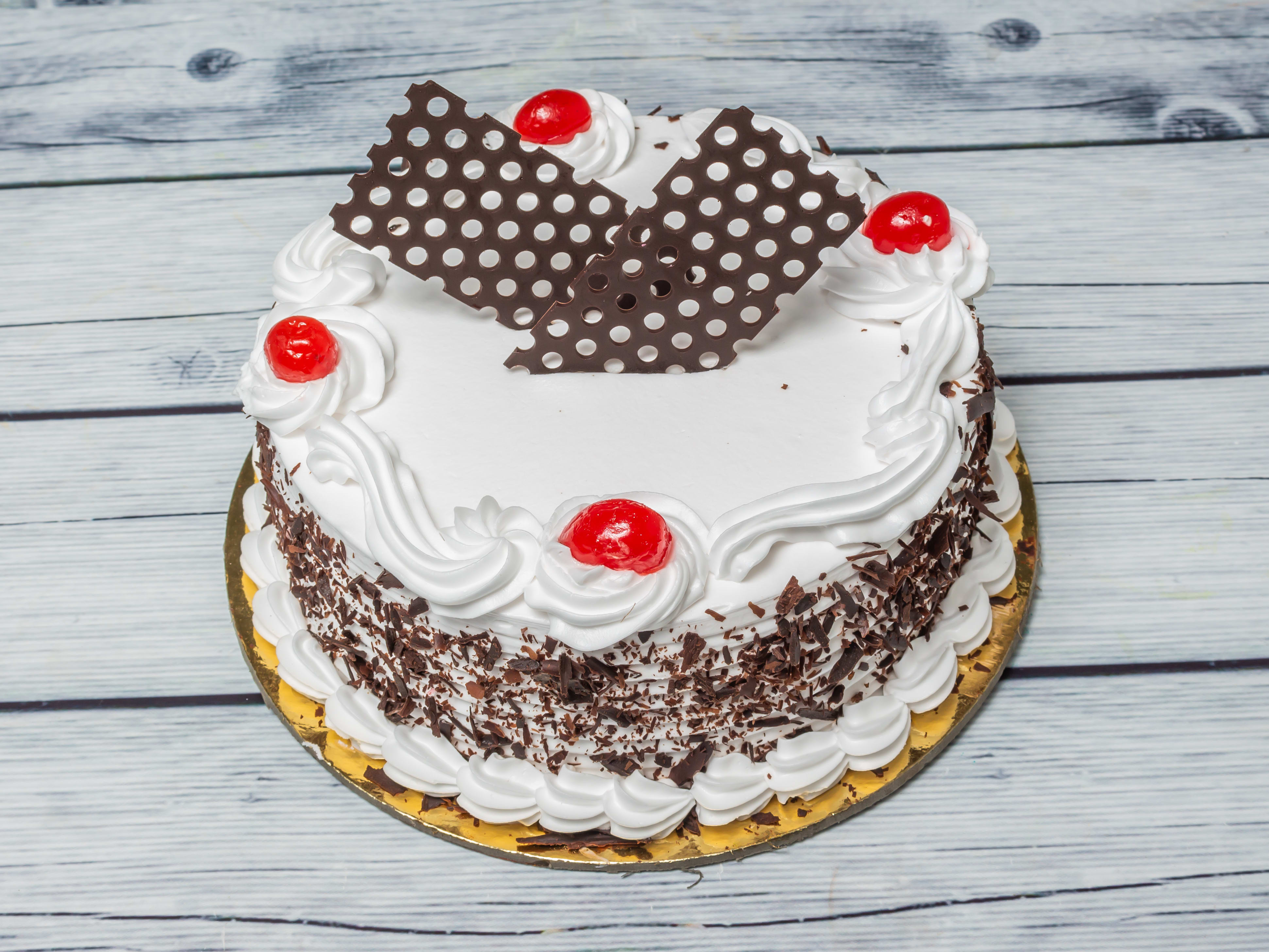 Happy Returns Cake - Logo