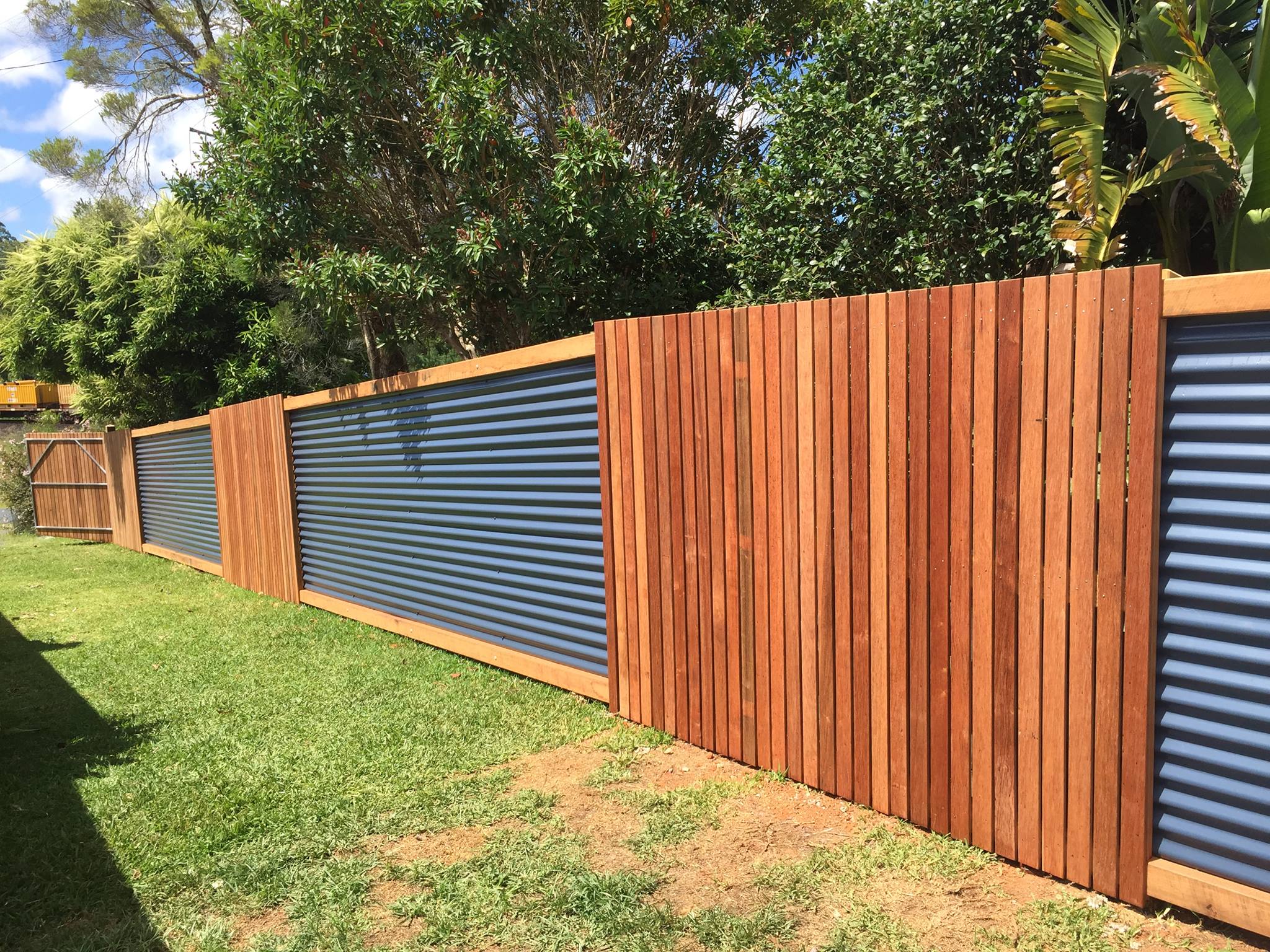 Harbour Fencing - Logo