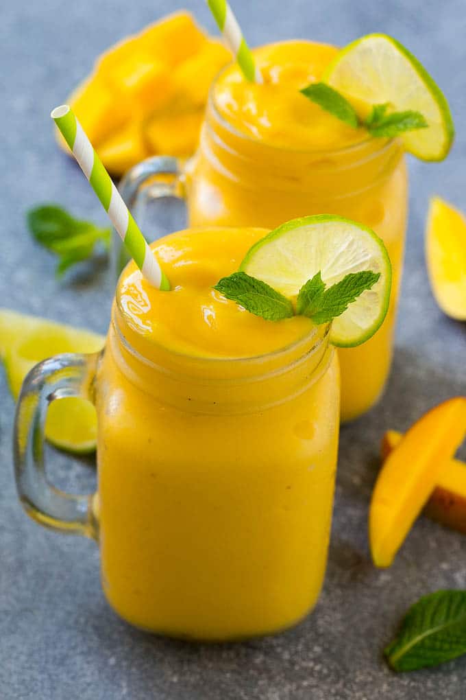 Hariom Fruits & juice - Logo