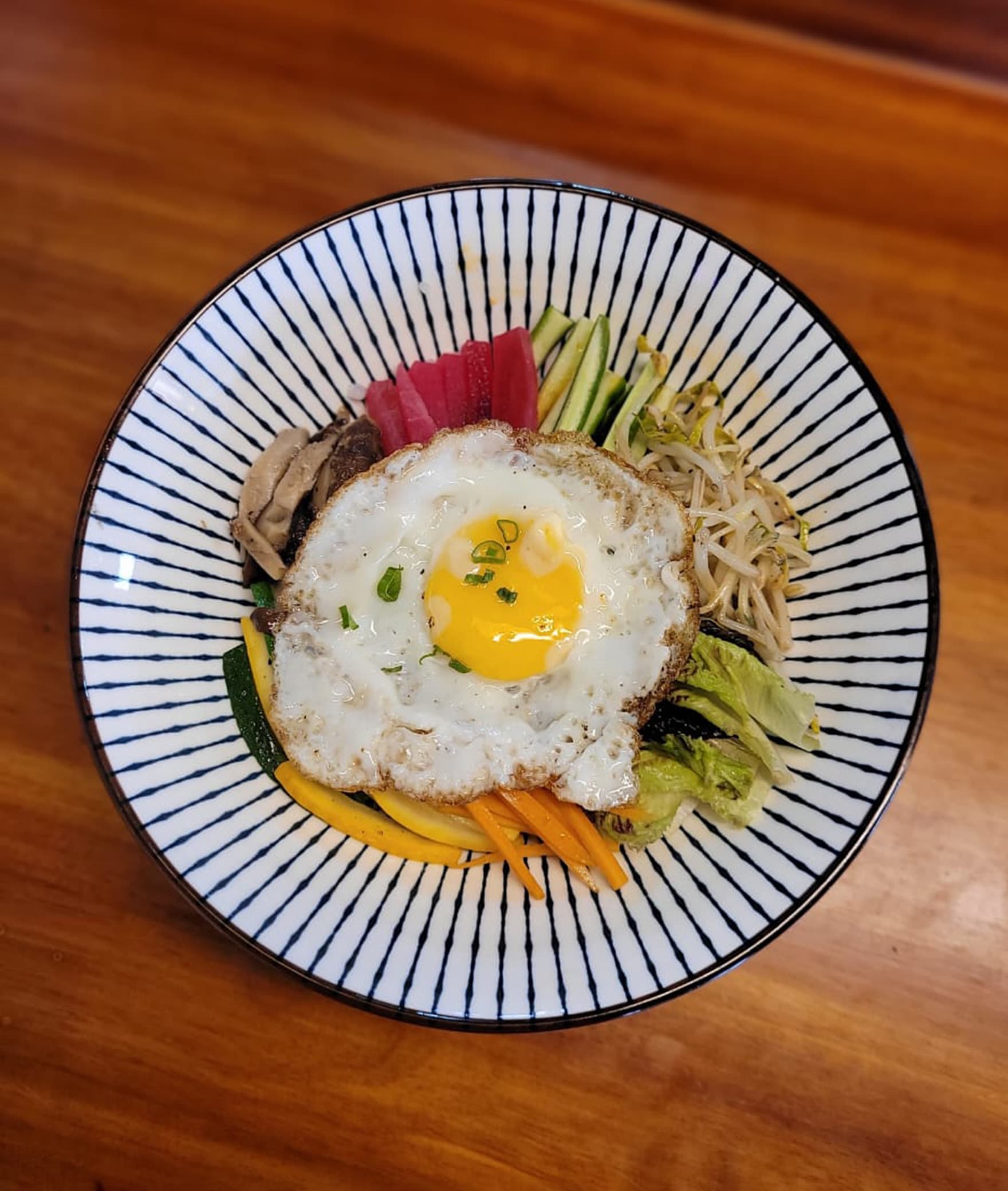 HARU ASIAN BISTRO - Logo