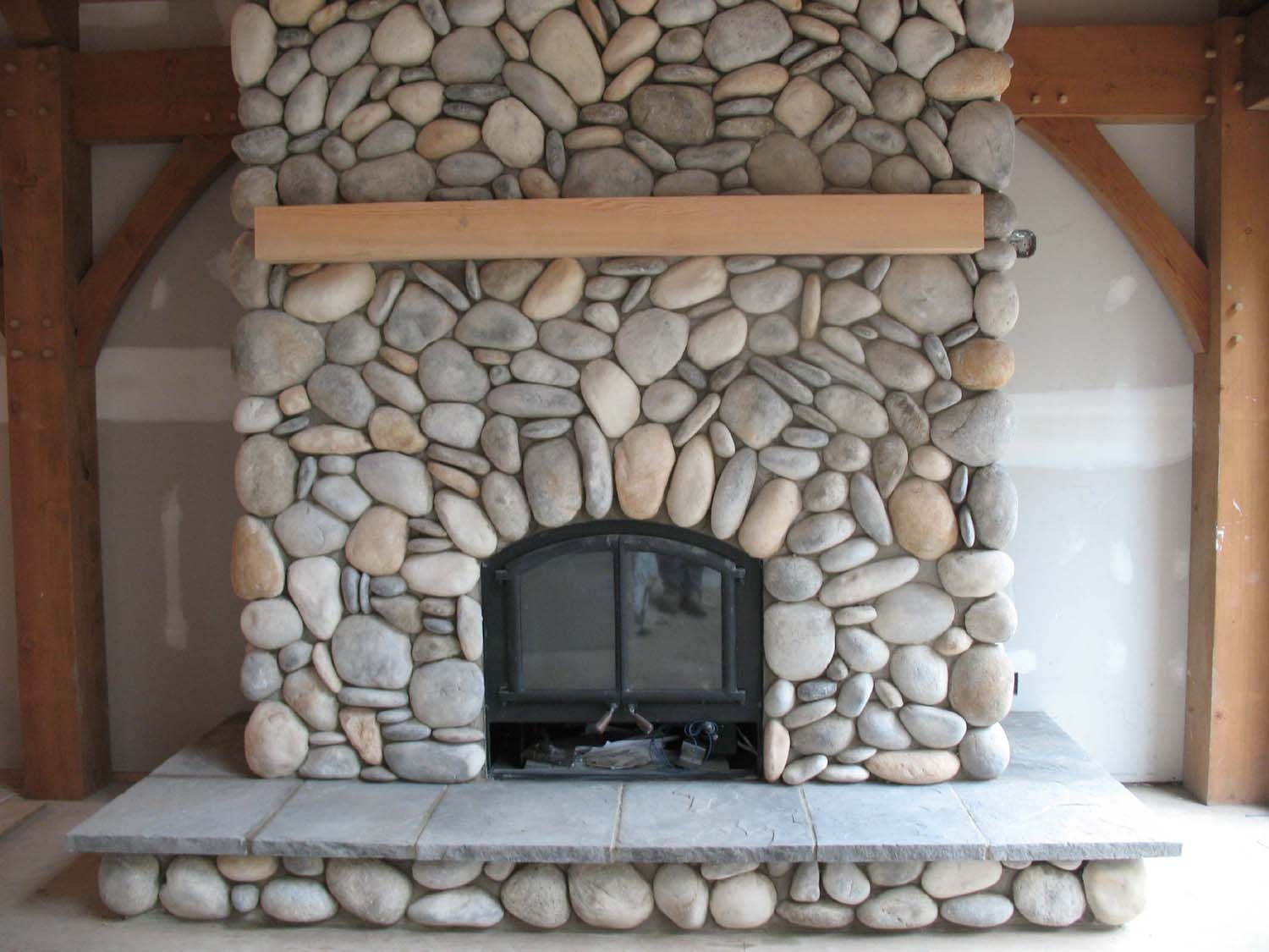 Hearth Stone Masonry - Logo