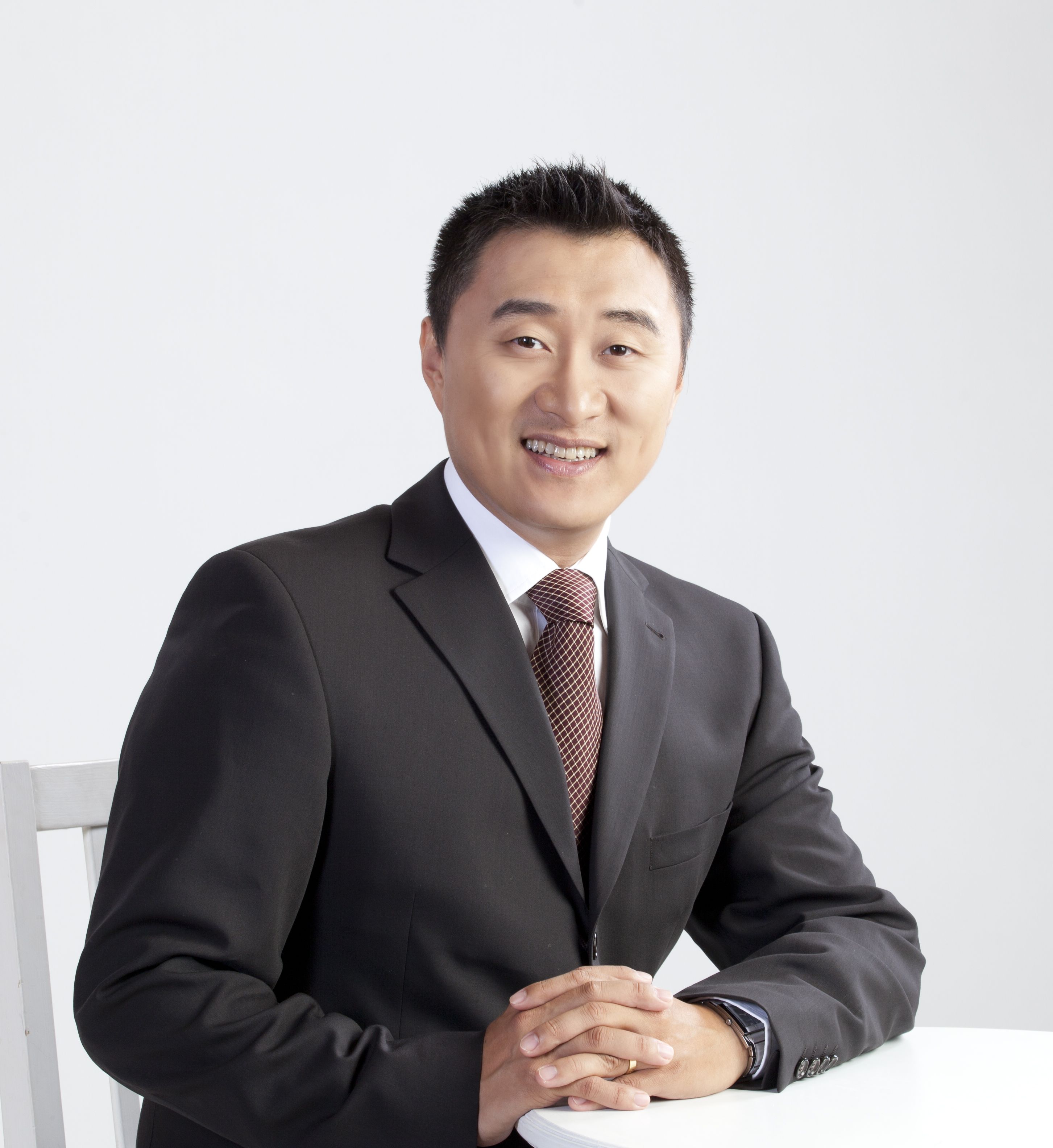 HENRY ZHANG-LANDPOWER - Logo