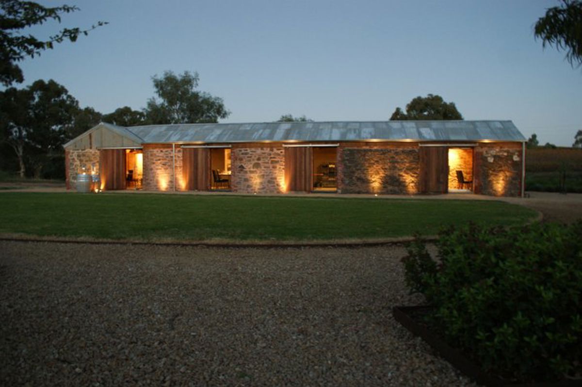 Hentley Farm - Logo