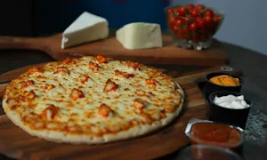 Herbs On Pizza - Logo