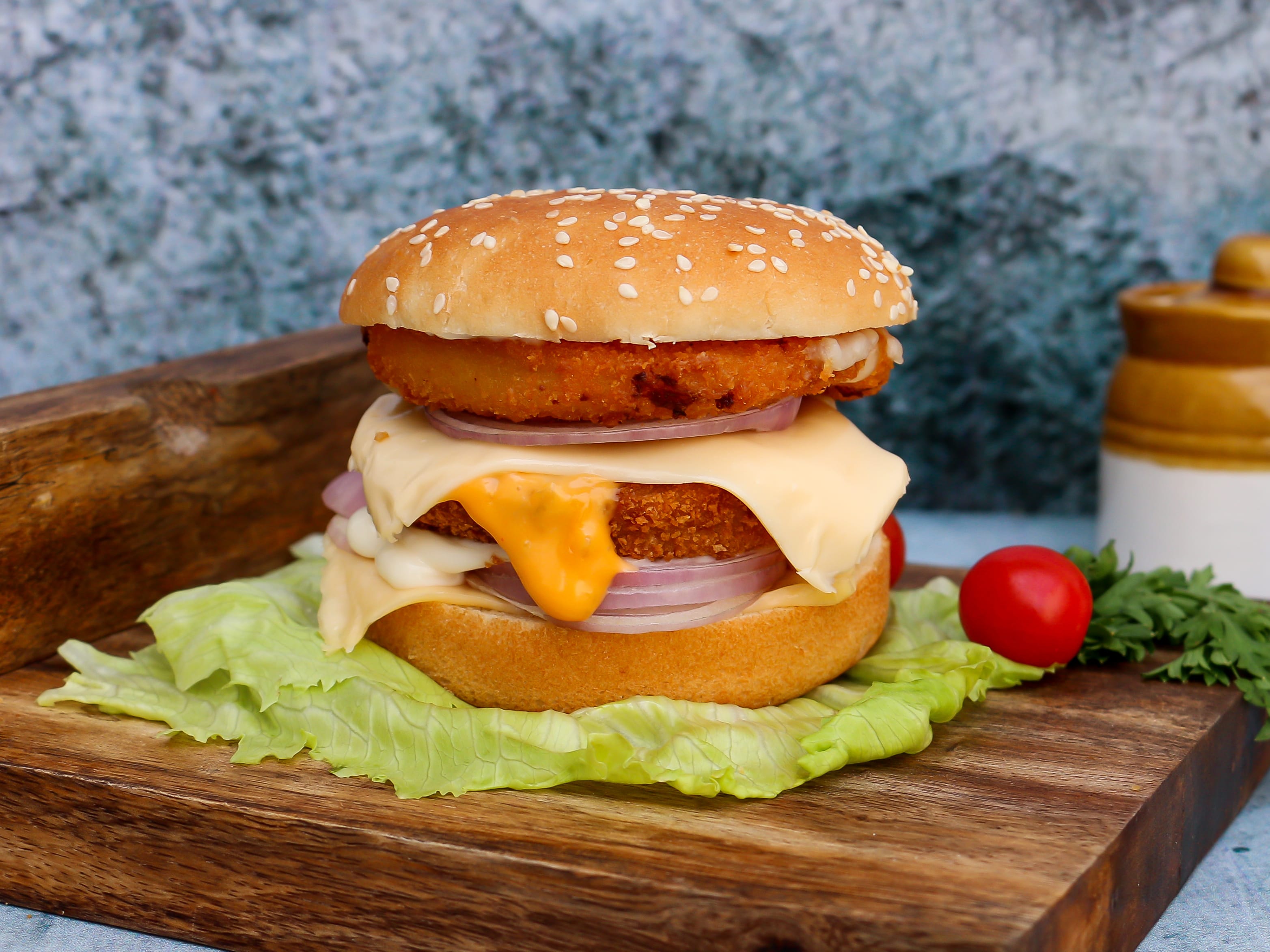 High On Burgers - Logo