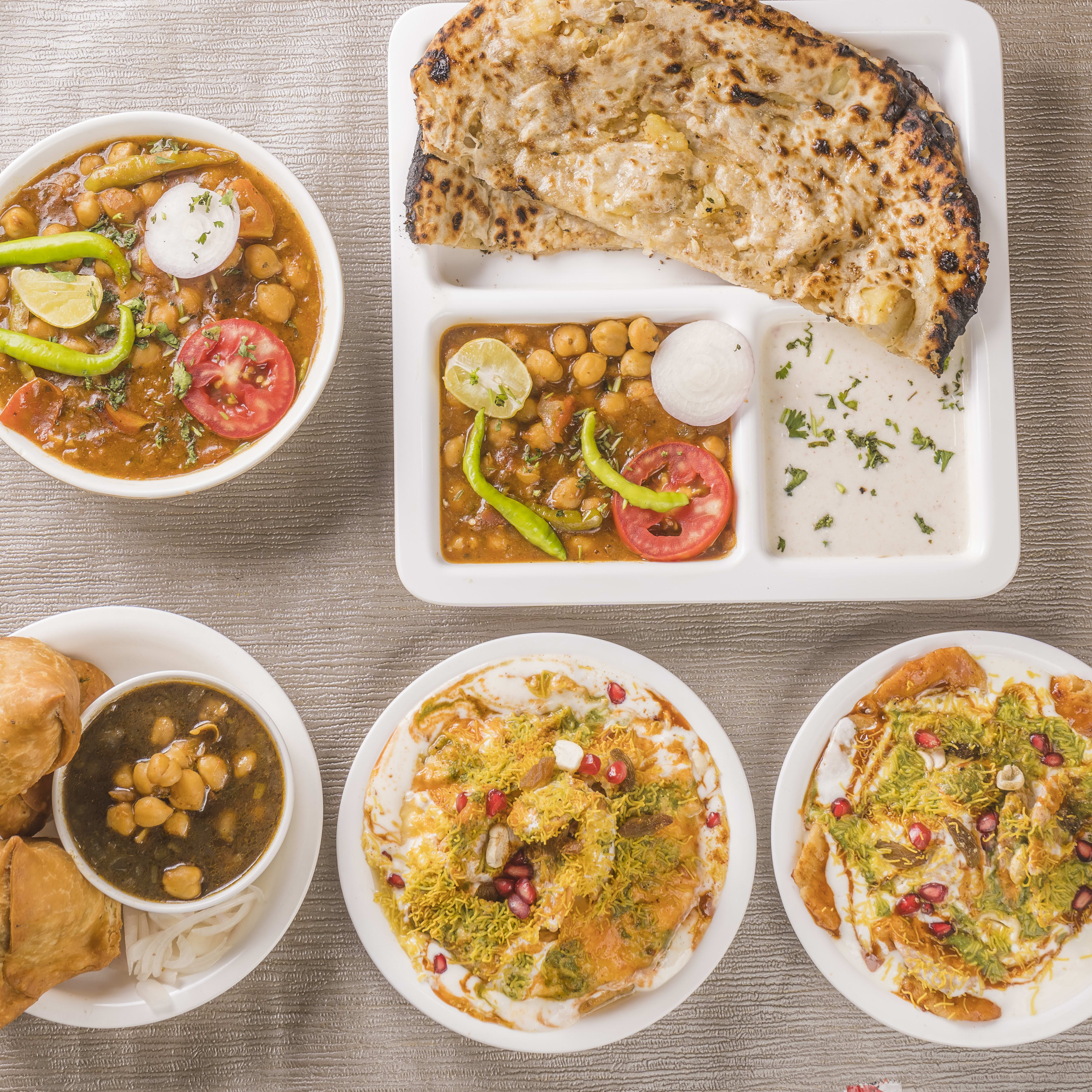 Highway Chicken Corner - Logo