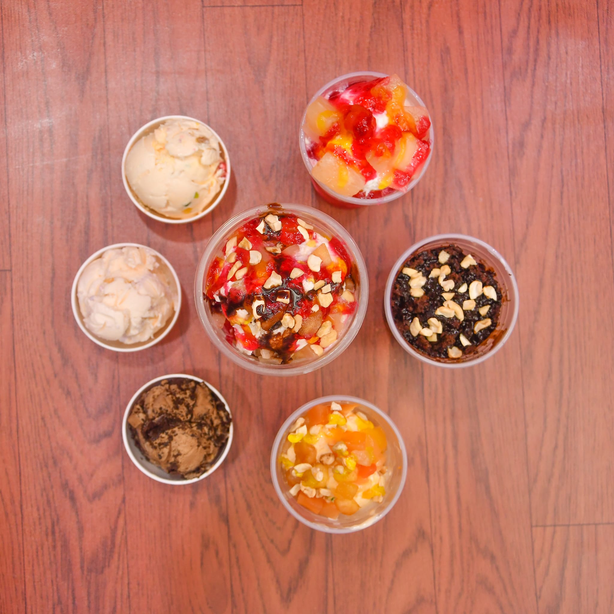 Him Cream Ice Parlour - Logo