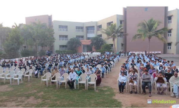 Hiramani School - Logo