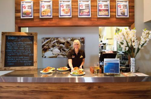 Hoey Moey Bistro - Cover photo