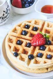Hola Hola Waffle - Logo