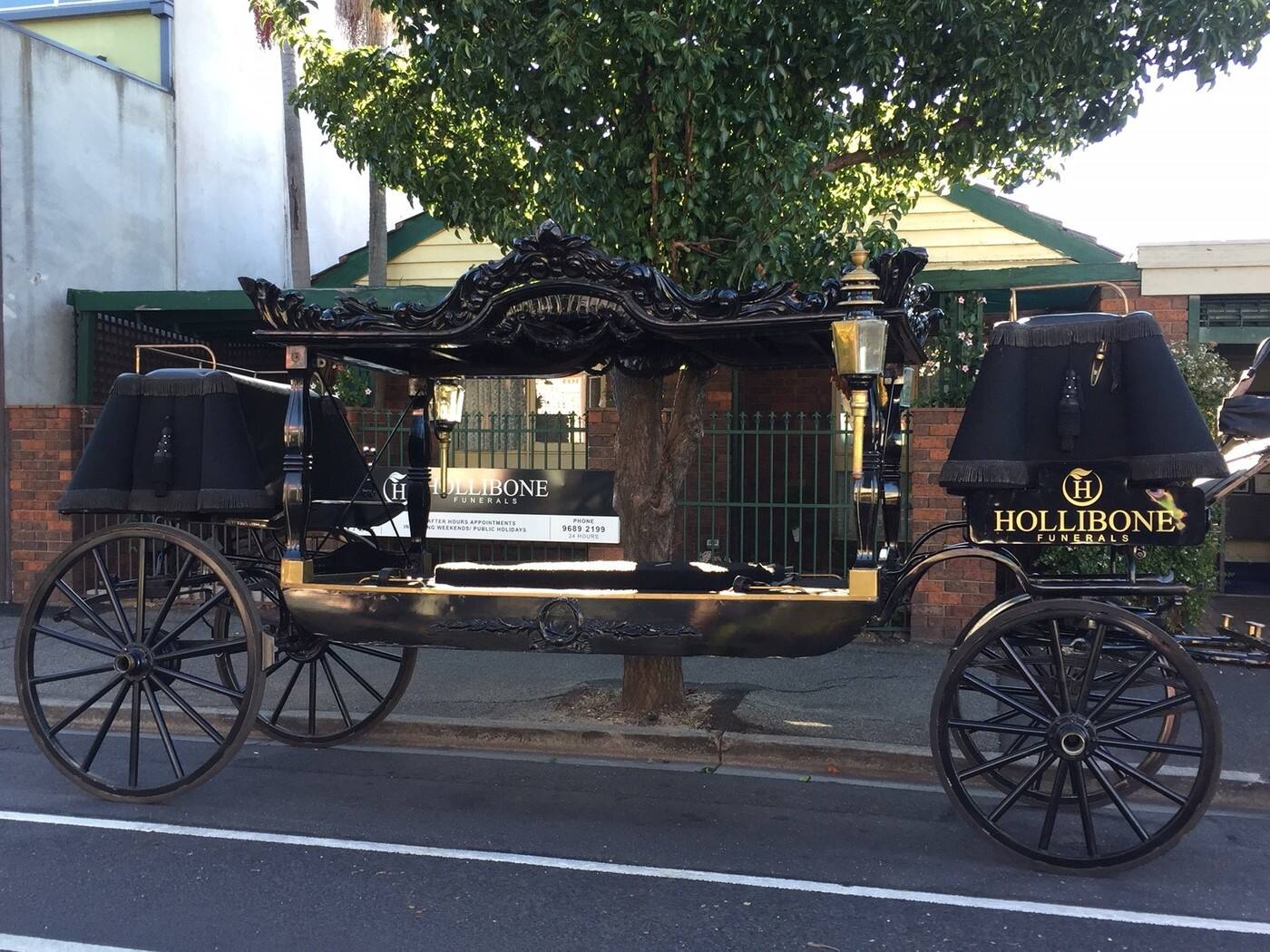 Hollibone Funerals - Cover photo