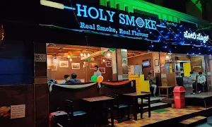 Holy Smoke - Logo