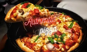 Homely Pizza - Logo