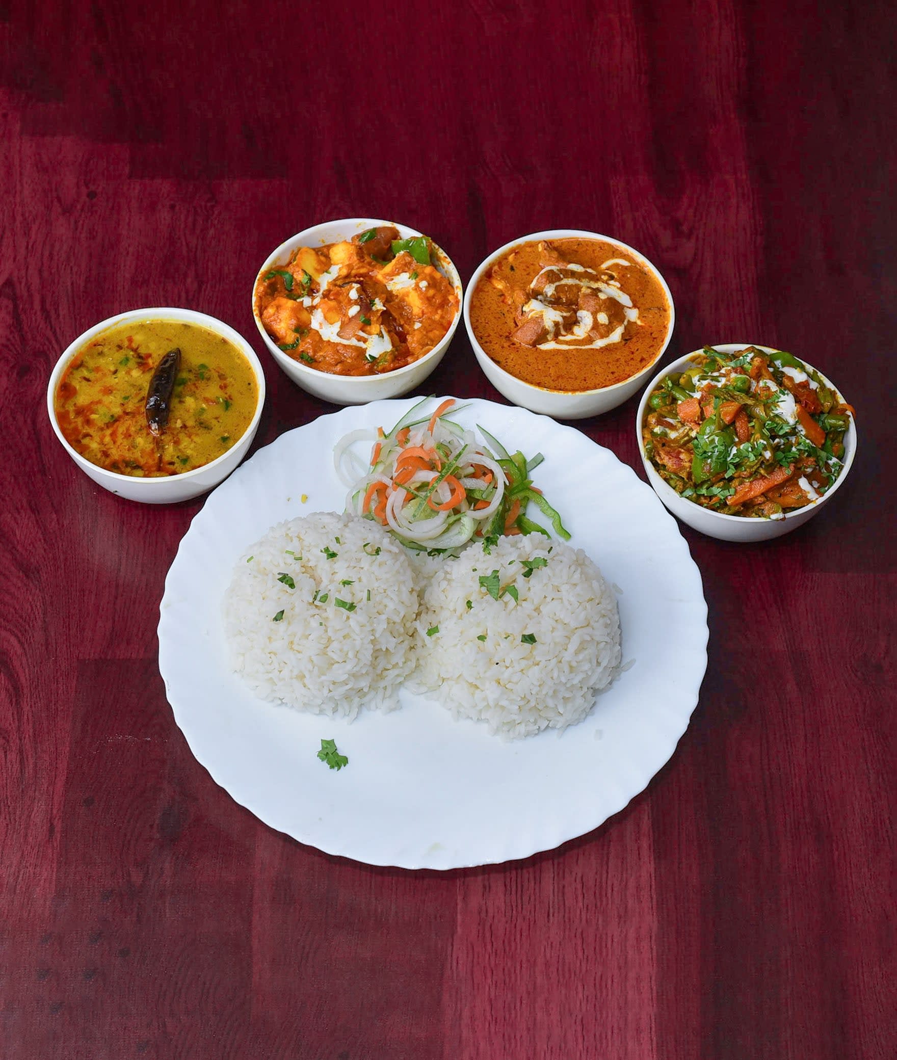 Homey meal preetis kitchen - Logo