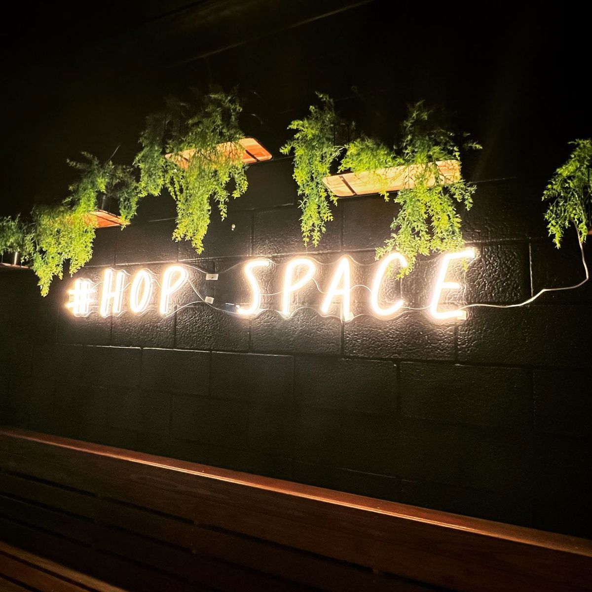 #Hop Space - Logo