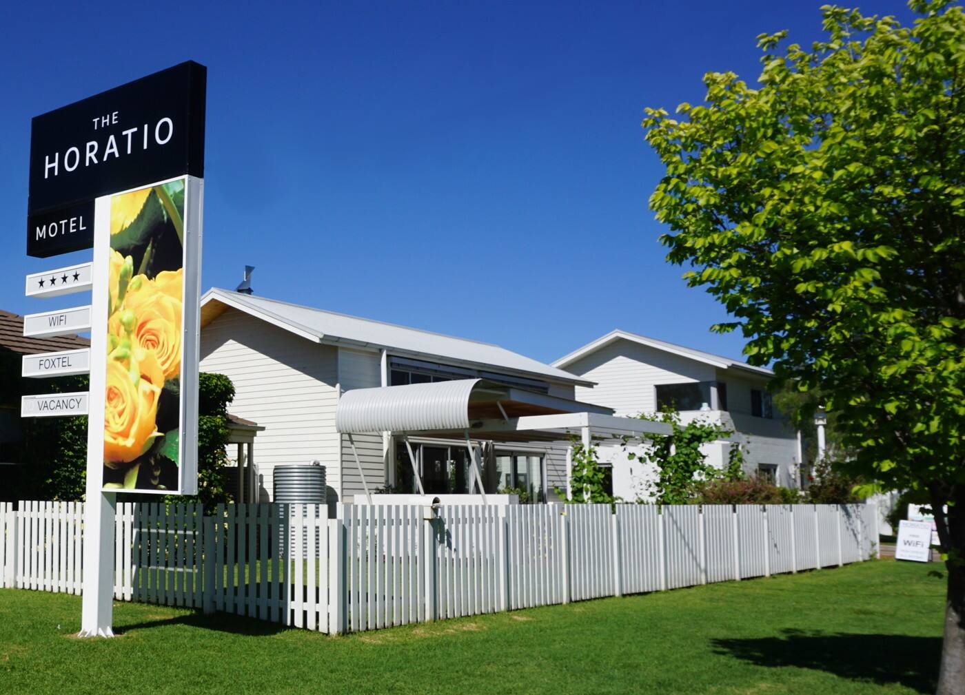 Horatio Motel - Mudgee - Cover photo
