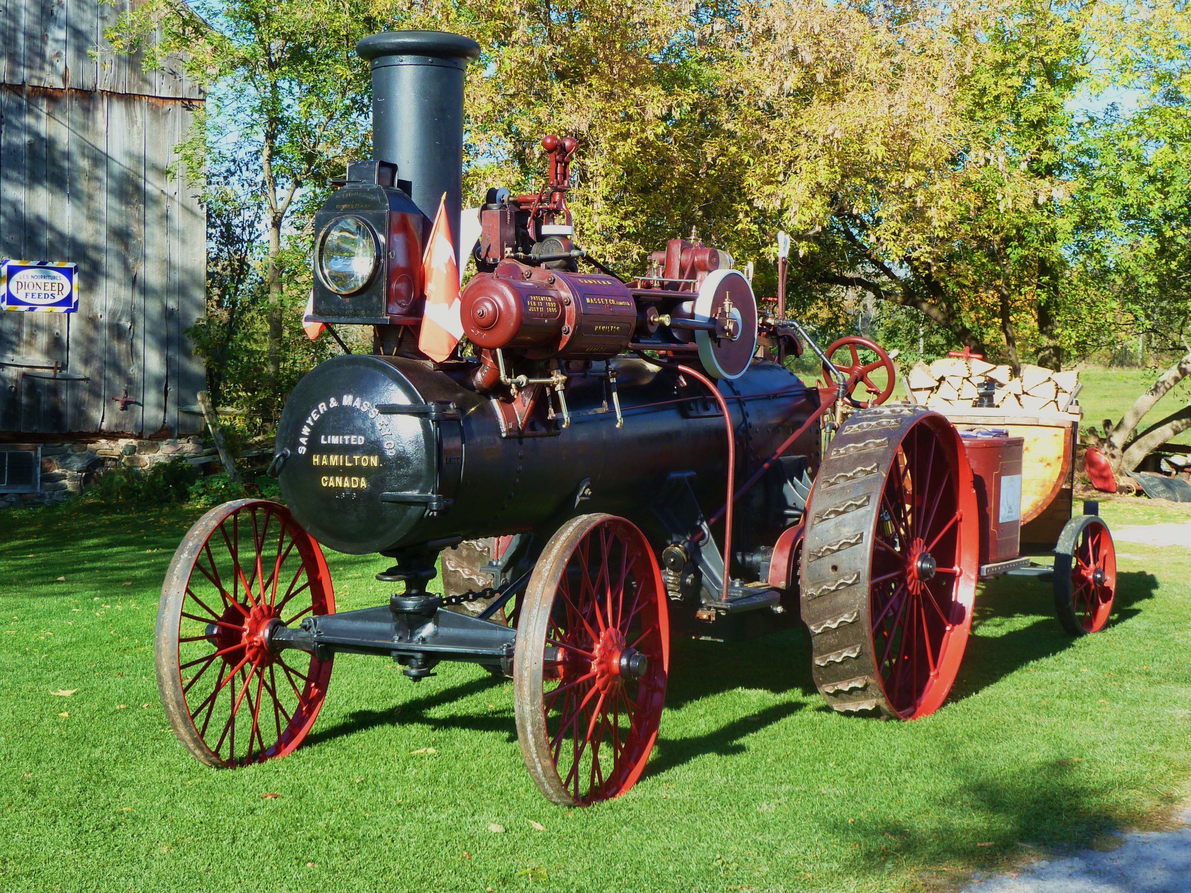 Horseless Carriage Museum - Logo