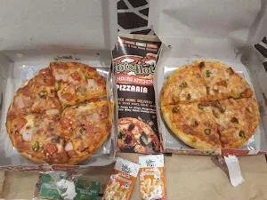 Hot And Hot 24 Hours Kitchen Pizzaria - Logo