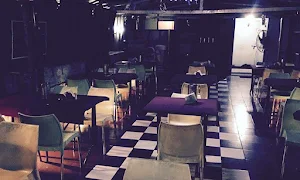 Hotel Amchee - Cover photo