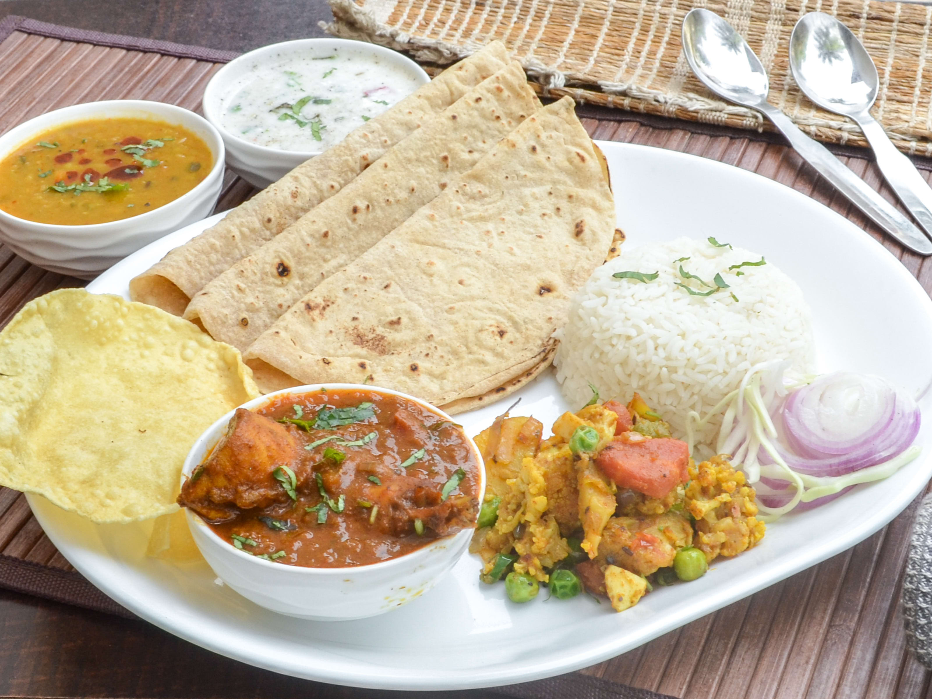Hotel Gavthan,veg - nonveg - Logo