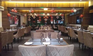 Hotel Mahabaleshwar - Cover photo
