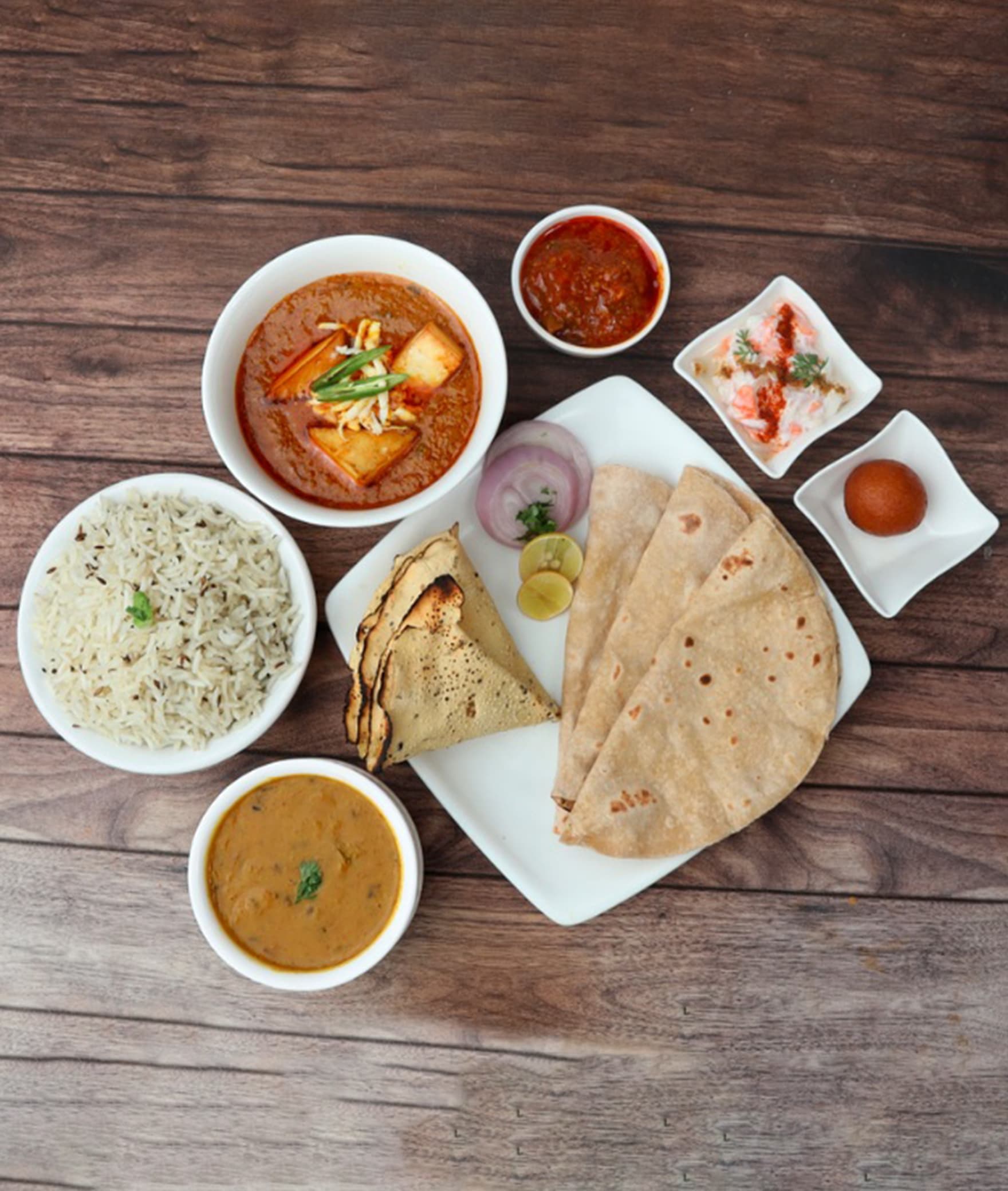 Hotel Parth Dinning & Fast Food - Logo