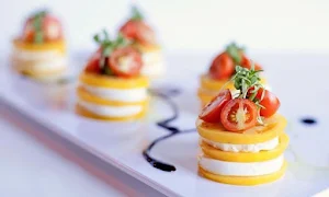 Hotel Punjabi Tadka - Logo