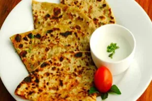 Hotel Punjabi Tadka - Logo
