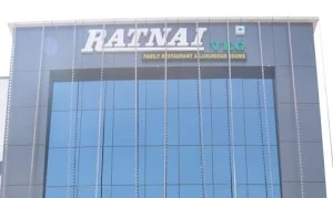 Hotel Ratnai - Cover photo