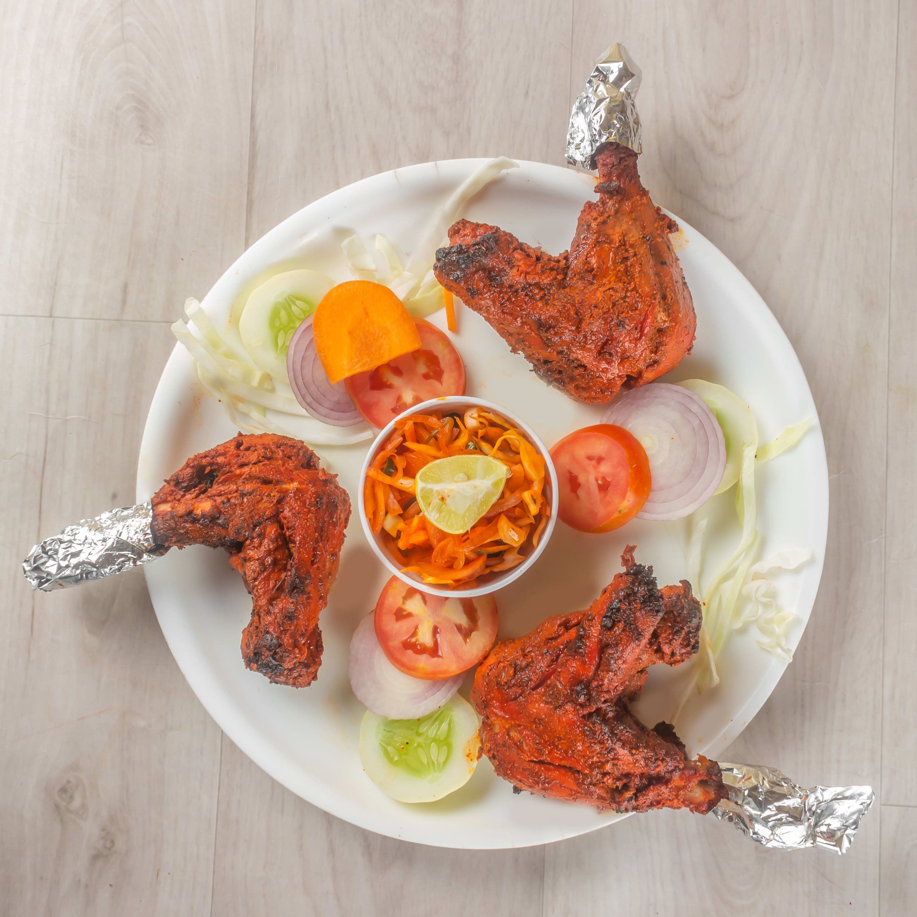 Hotel Red Chilly - Logo