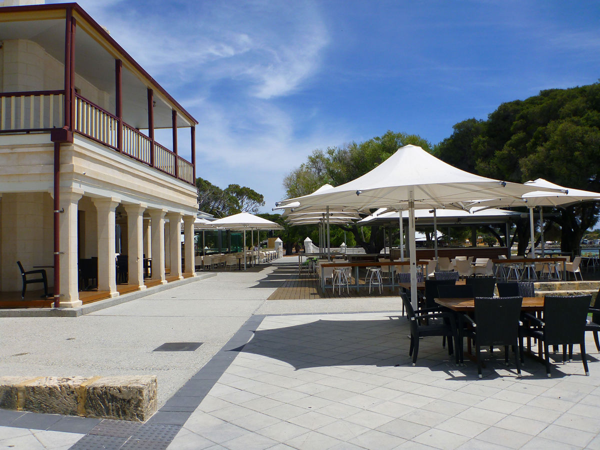 Hotel Rottnest - Logo