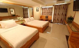 Hotel Royal Suites - Cover photo