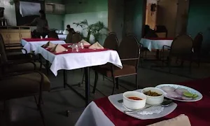 Hotel Royal Bar & Restaurant - Cover photo