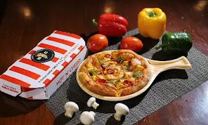 Hot N Cheesy - Cover photo