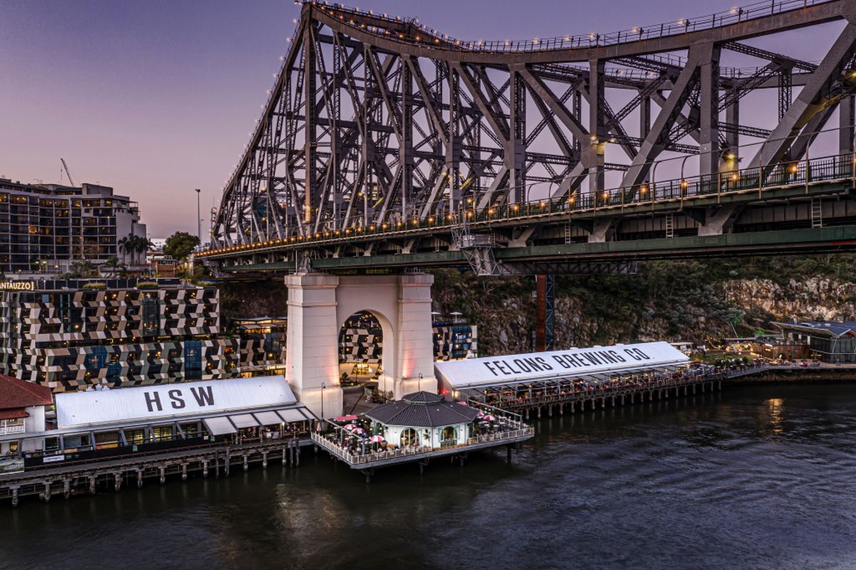 Howard Smith Wharves - Logo