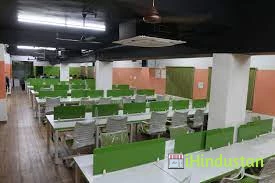 IACG MULTIMEDIA COLLEGE - Logo