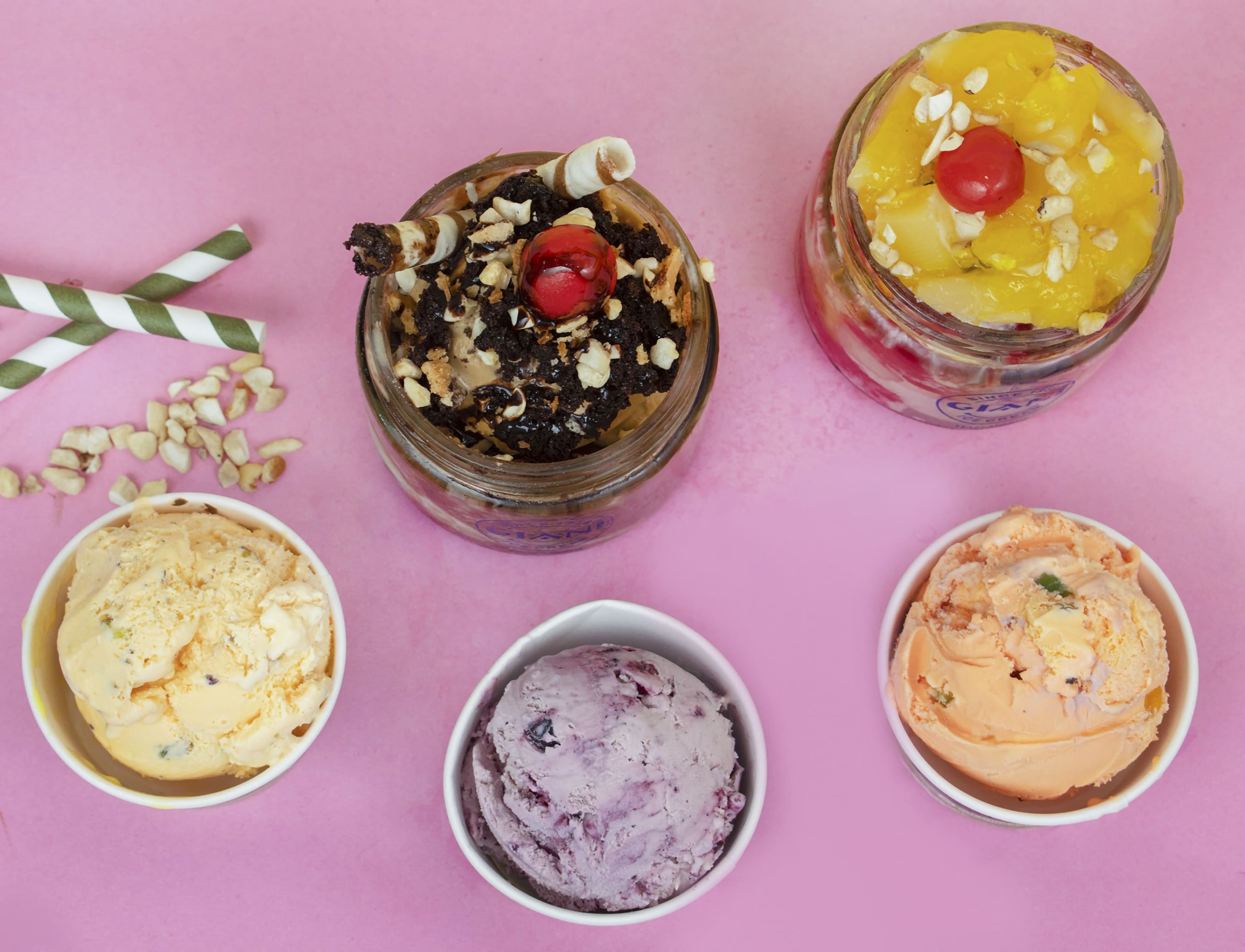 ICE CREAM SUNDAE, SHAKES AND MORE - Logo
