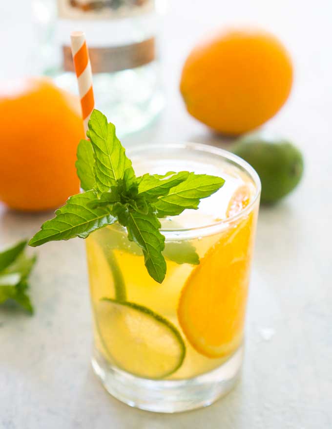 ICONIC MOCKTAILS AND MILKSHAKES - Logo
