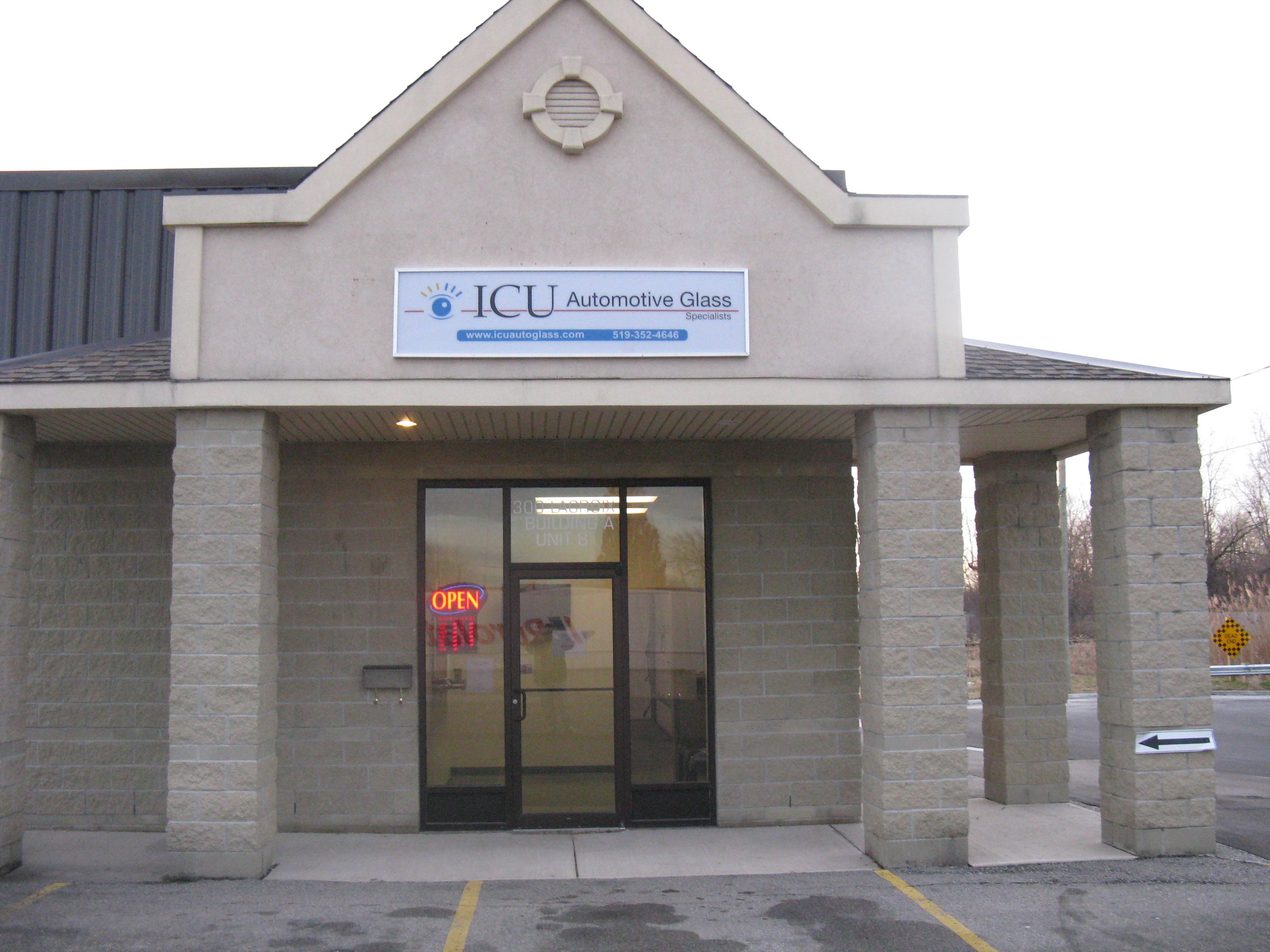 ICU Auto Glass - Logo
