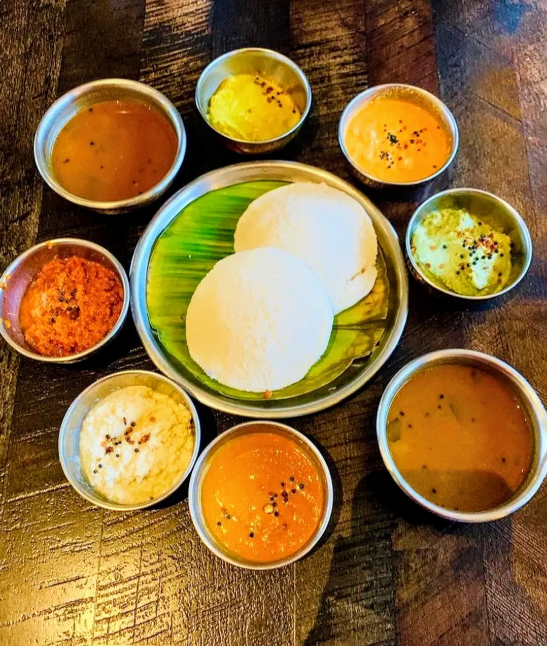 Idly 4 Chutney - Logo