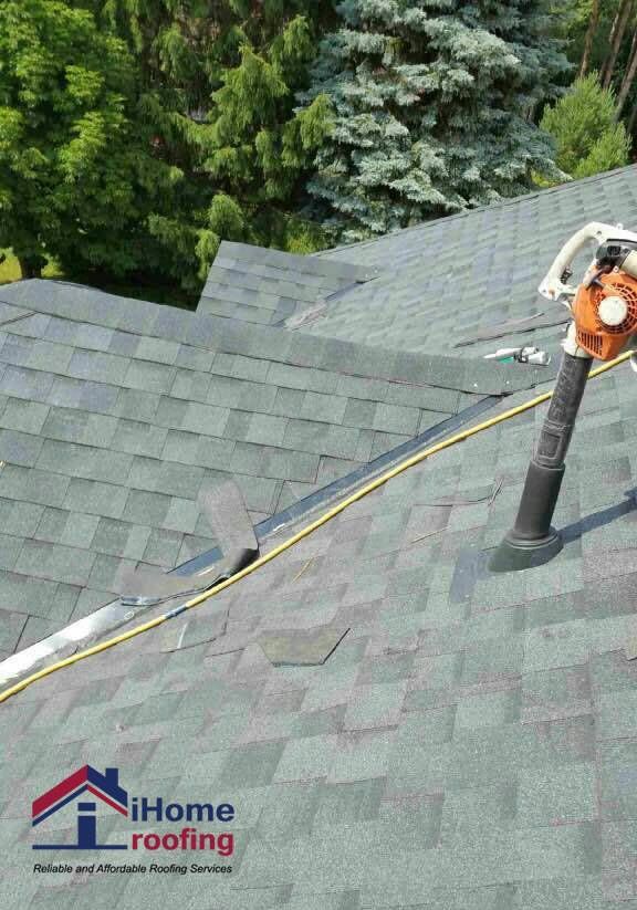 iHome Roofing - Logo