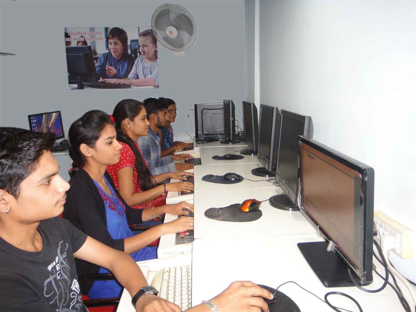 Iiceducation - Cover photo