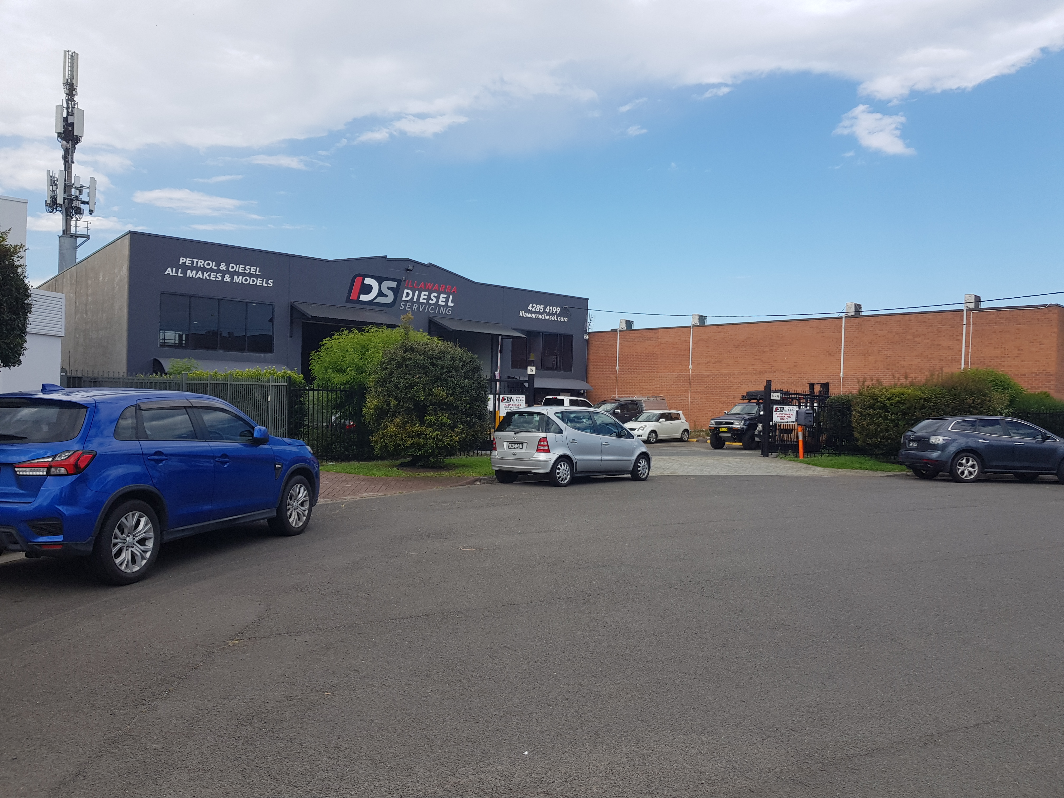 Illawarra Diesel Servicing - Logo